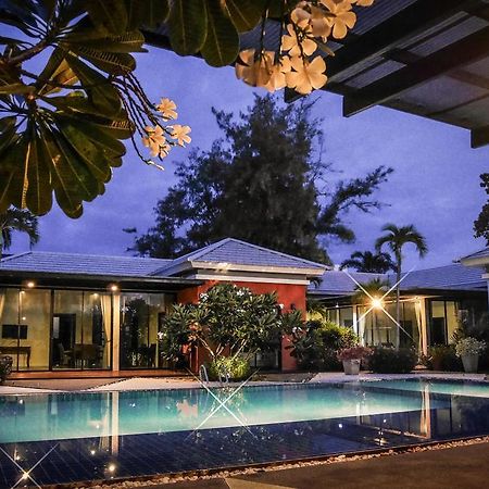 Villa Navin Jomtien Beach Exterior foto