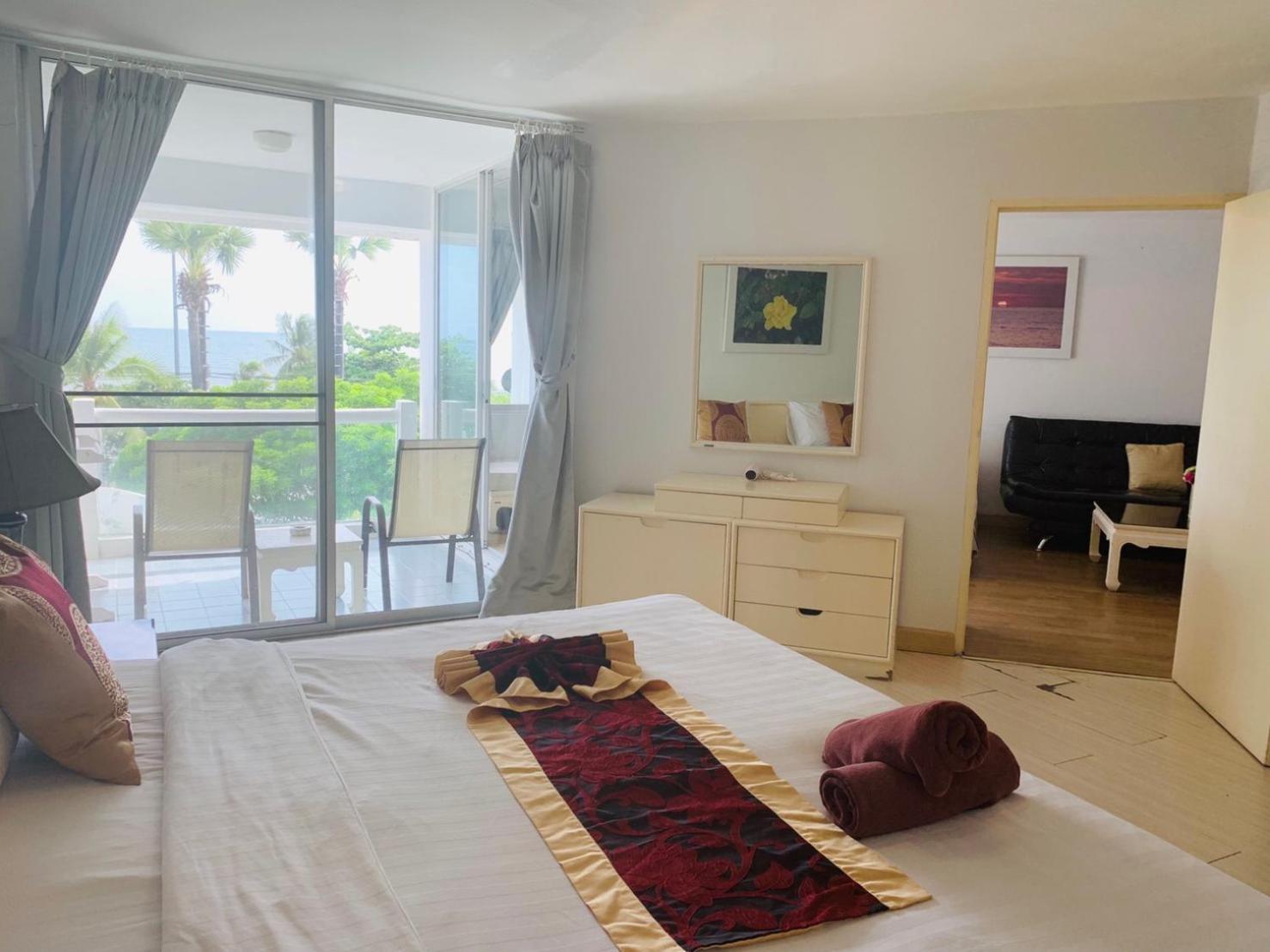 Villa Navin Jomtien Beach Exterior foto